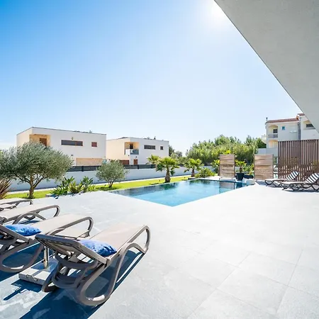 Suva Punta Luxe Villa Vir