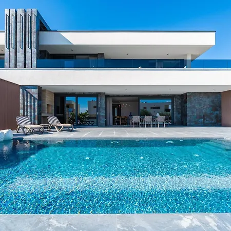 Villa Suva Punta Luxe Vir
