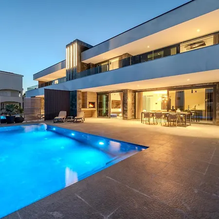 Villa Suva Punta Luxe *