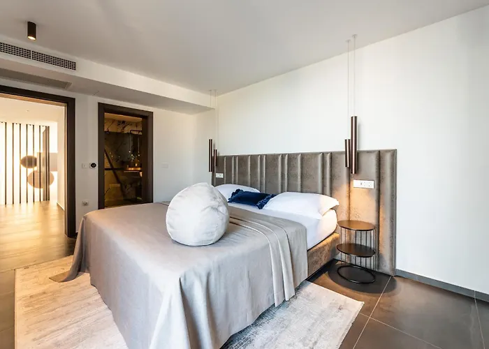 Suva Punta Luxe * Vir