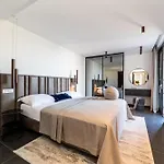 Suva Punta Luxe