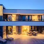 Вилла Suva Punta Luxe