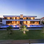 Вилла Suva Punta Luxe