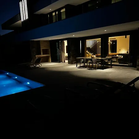 Suva Punta Luxe Villa Vir
