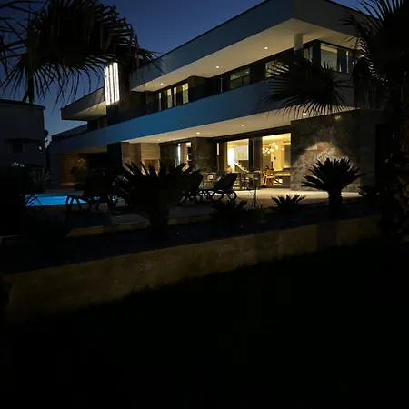 Villa Suva Punta Luxe *