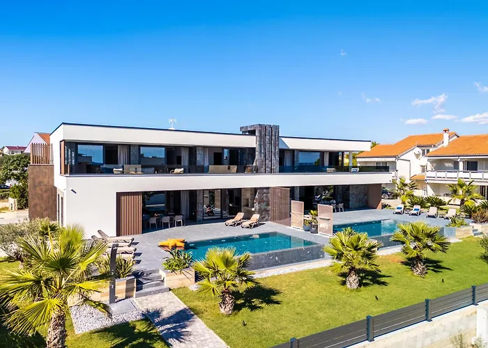 Suva Punta Luxe Vir